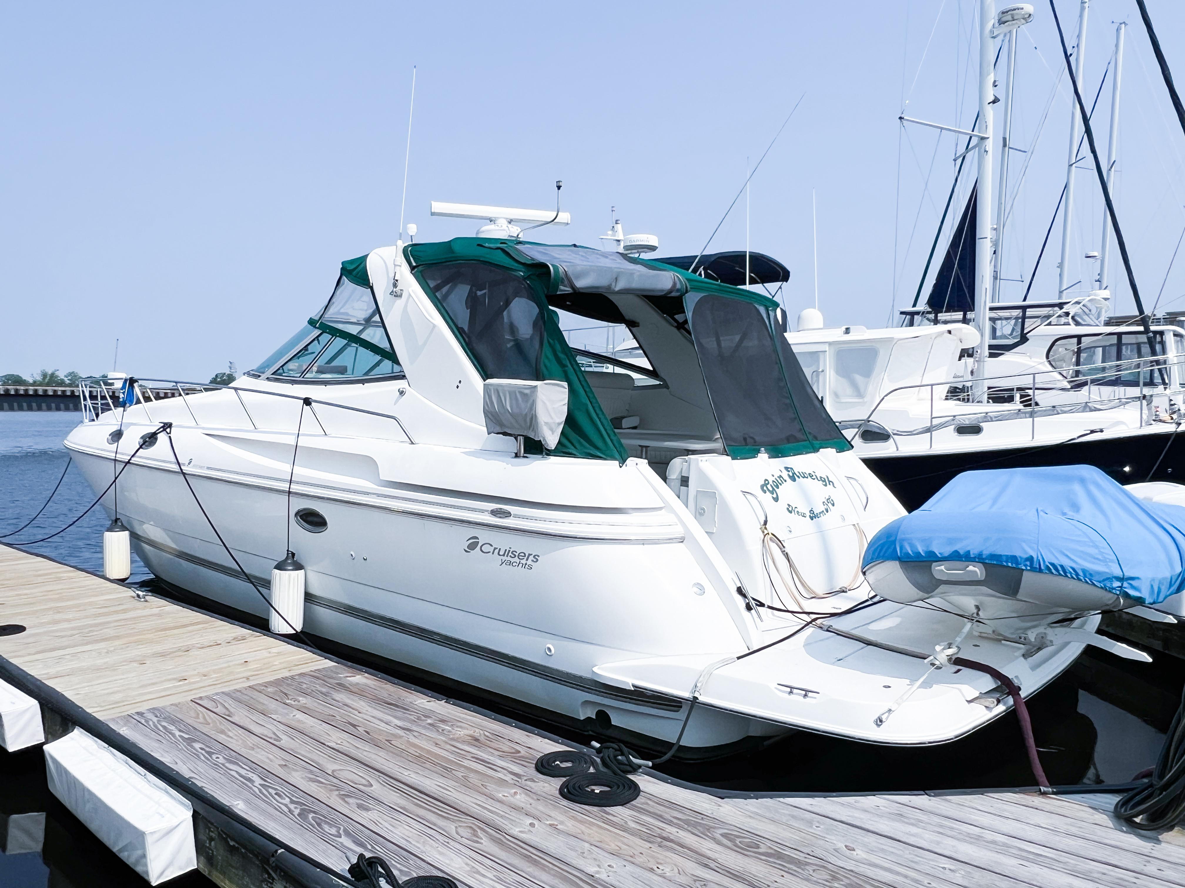Cruisers 3870