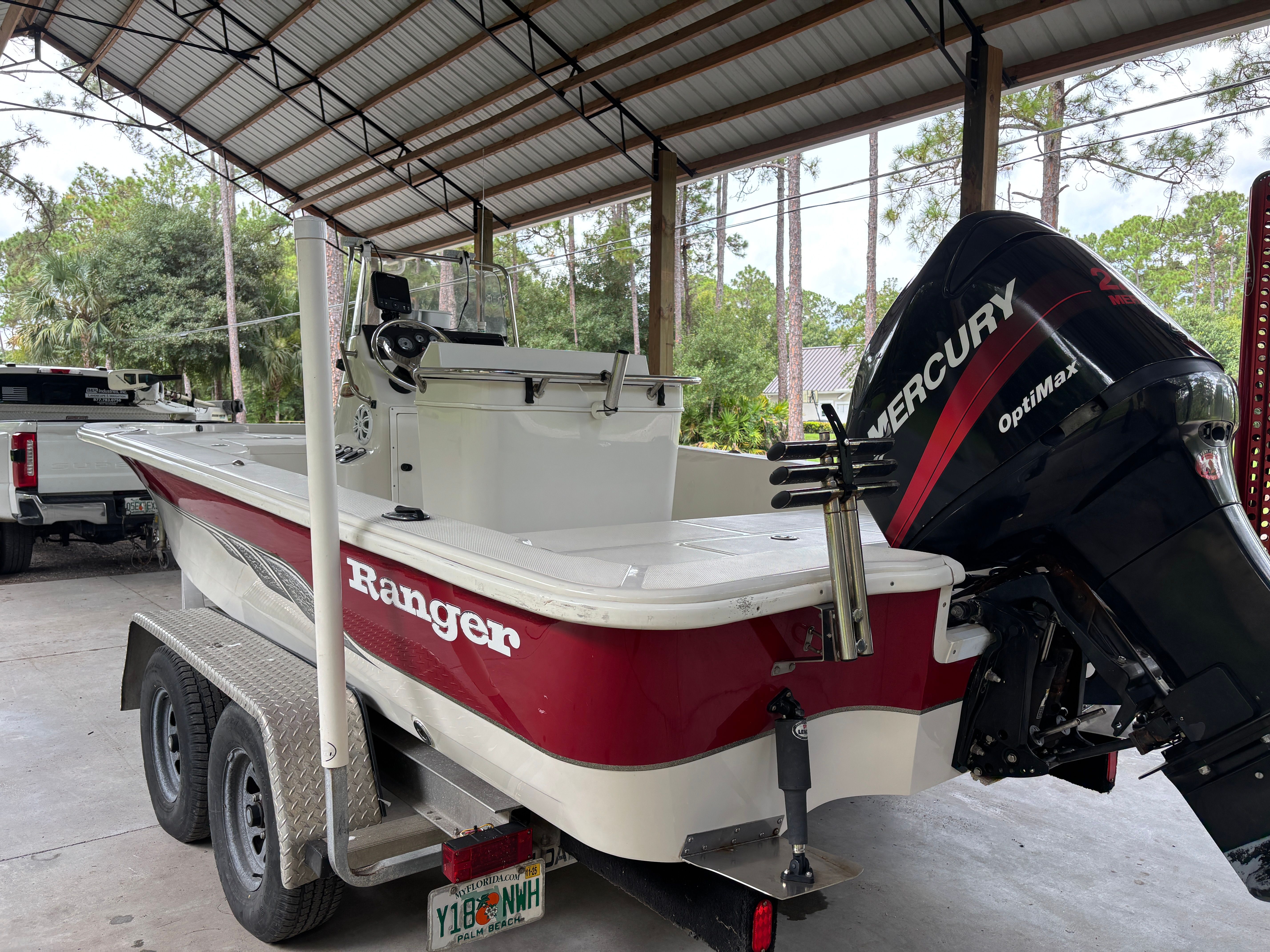 2001 Ranger 2180 Bay Ranger Center Console