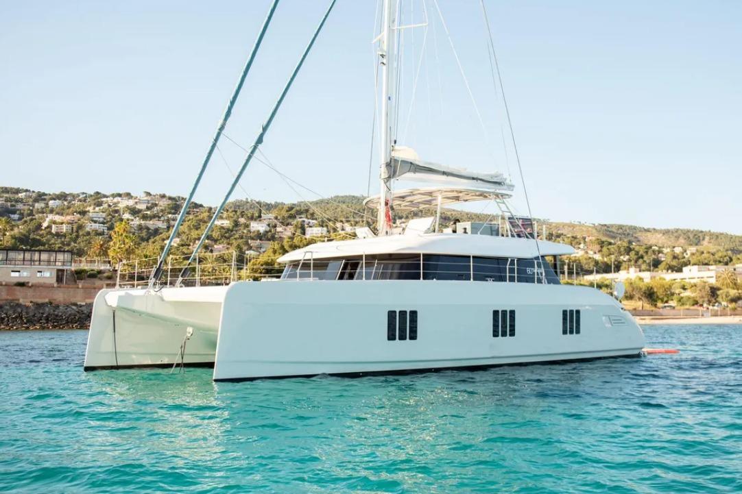 2021 Sunreef 60