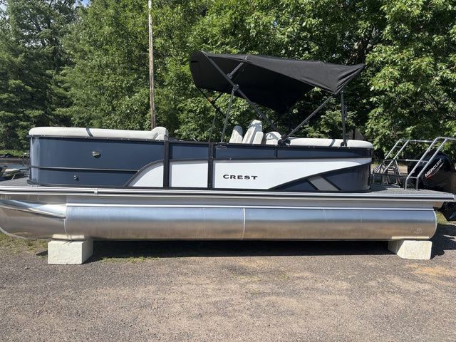 Crest Conquest 230 SLC
