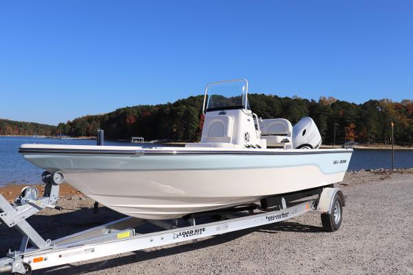 2024 Sea Born FX21 Bay