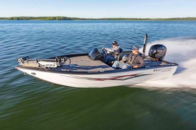 Crestliner 1750 Bass Hawk Boat