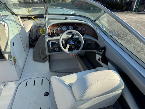 2000 Four Winns 260 Horizon