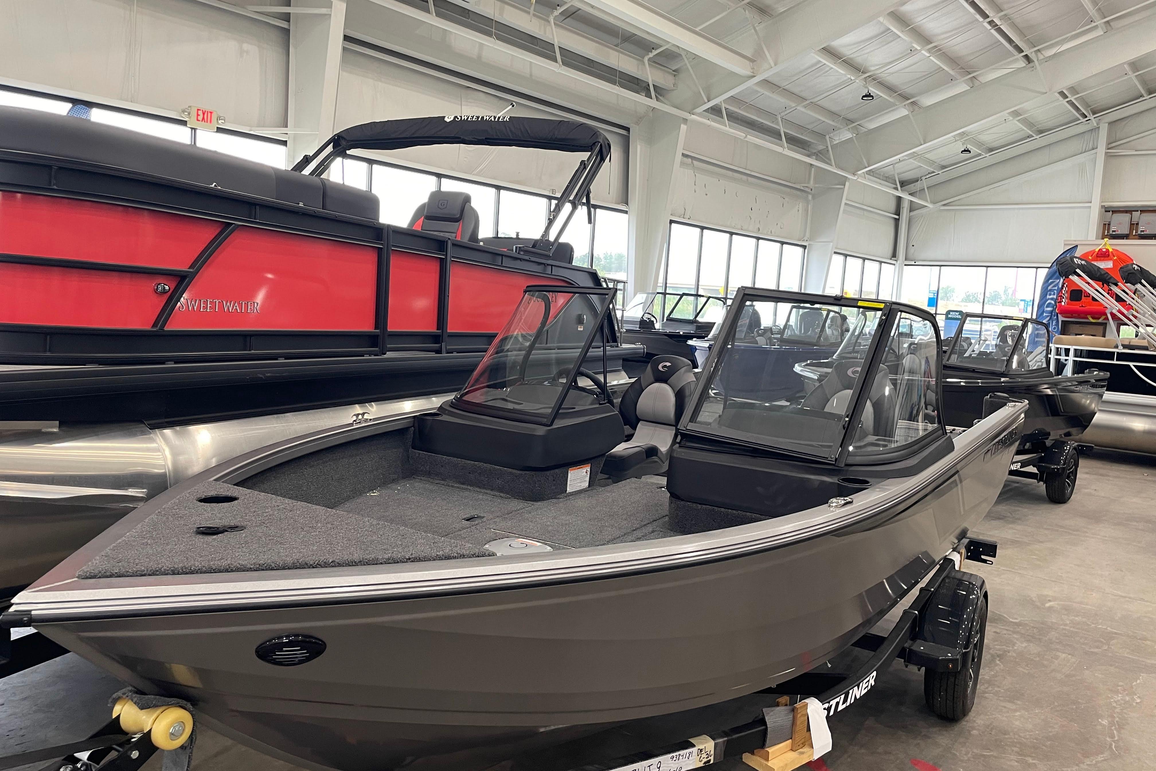 2026 Crestliner 1750 hawk wt j