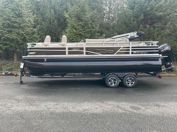 2024 Ranger Reata 223FC