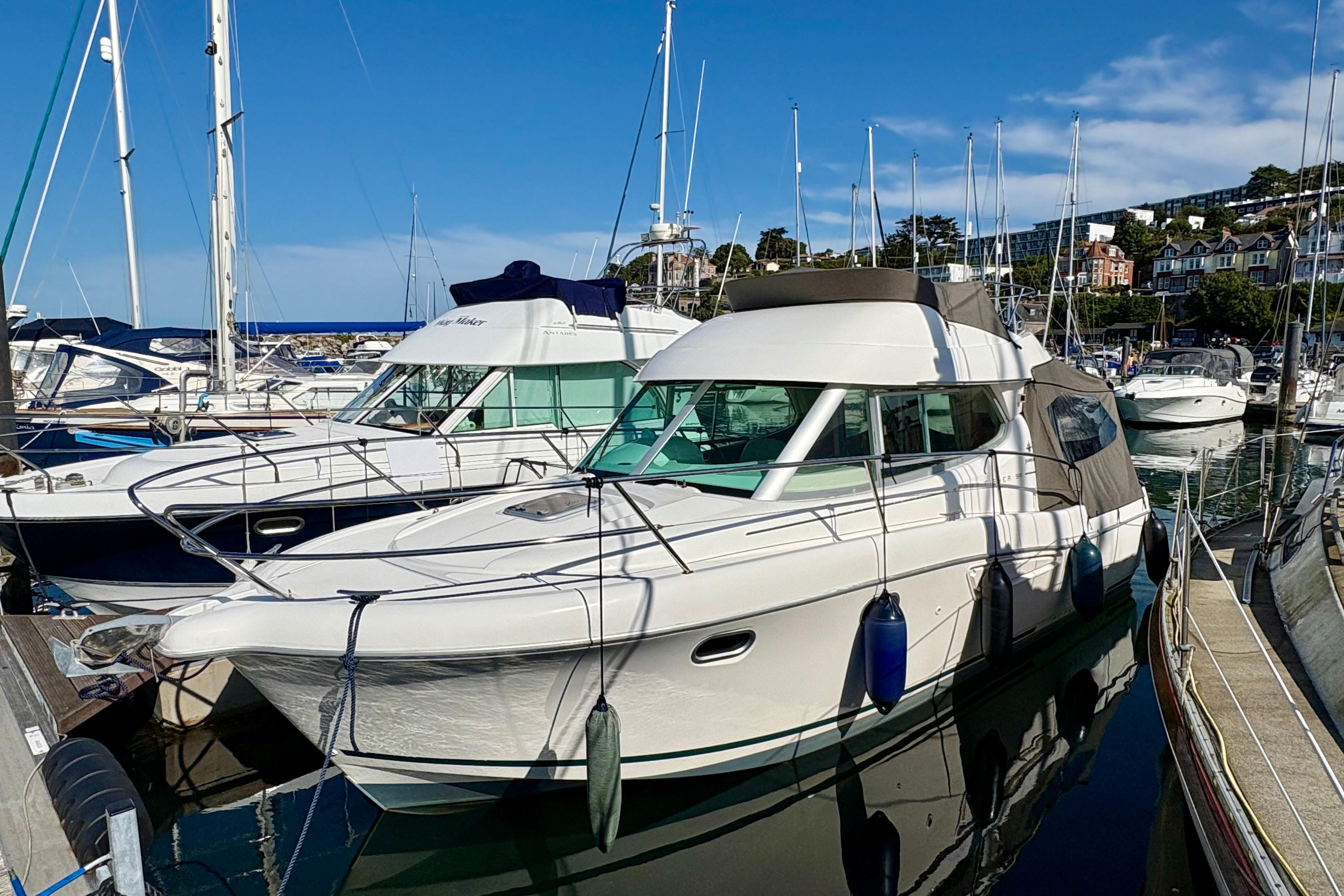 2008 Jeanneau Merry Fisher 925