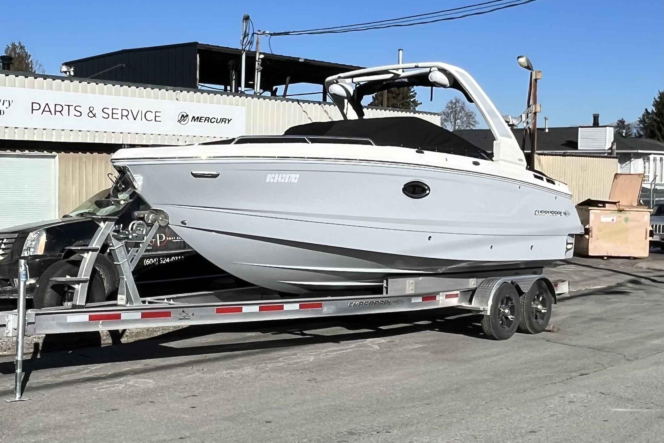 2025 Chaparral 260 Surf