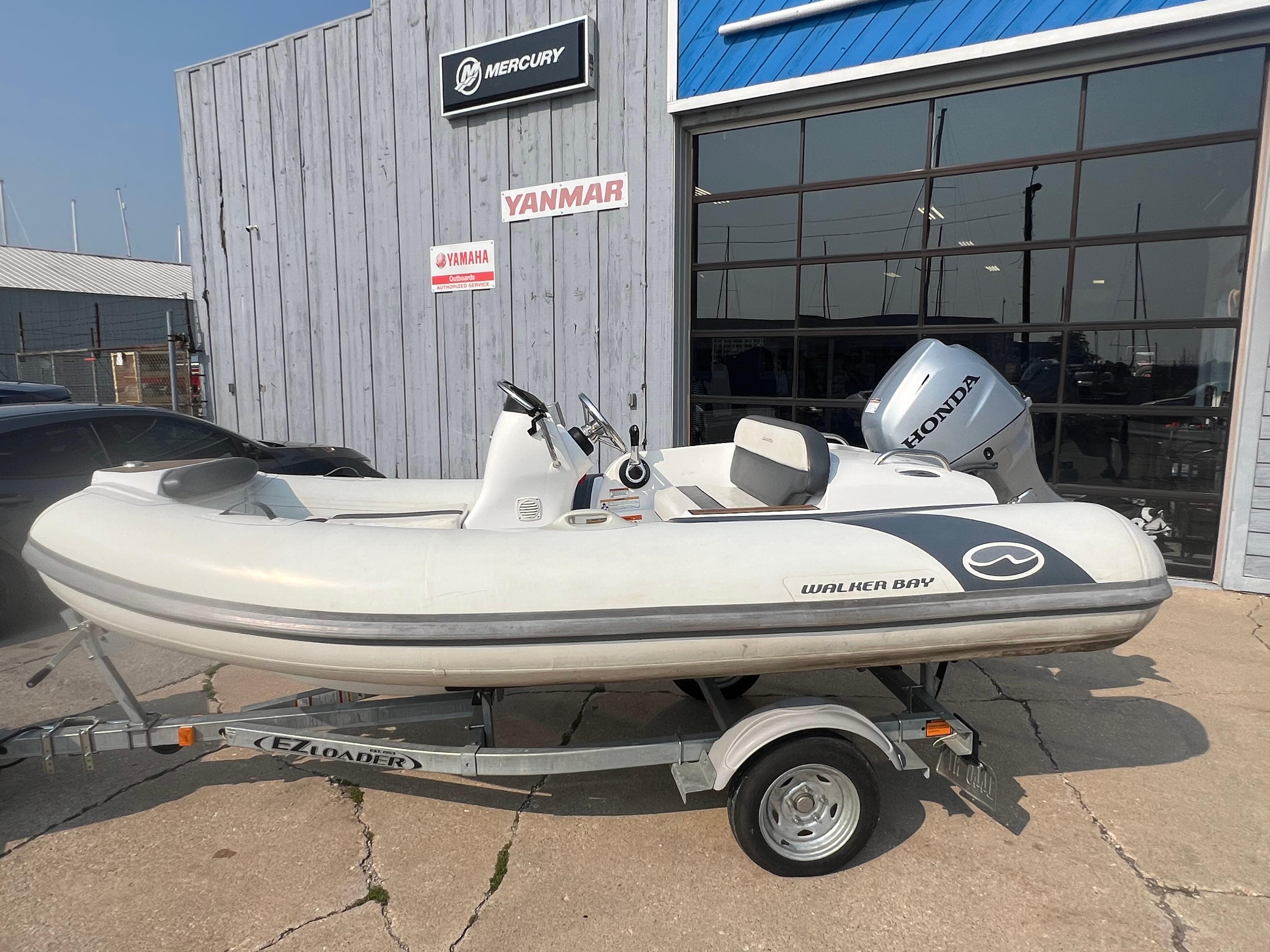 2017 Walker Bay Generation 360 DLX