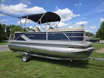 2025 Godfrey Sweetwater 2086 FS Sport Tube 27 in. Package