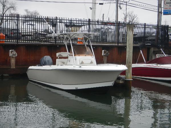 2007 Polar 2100 Center Console