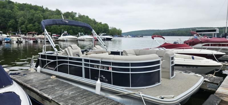 2018 Bennington 22 SCWX