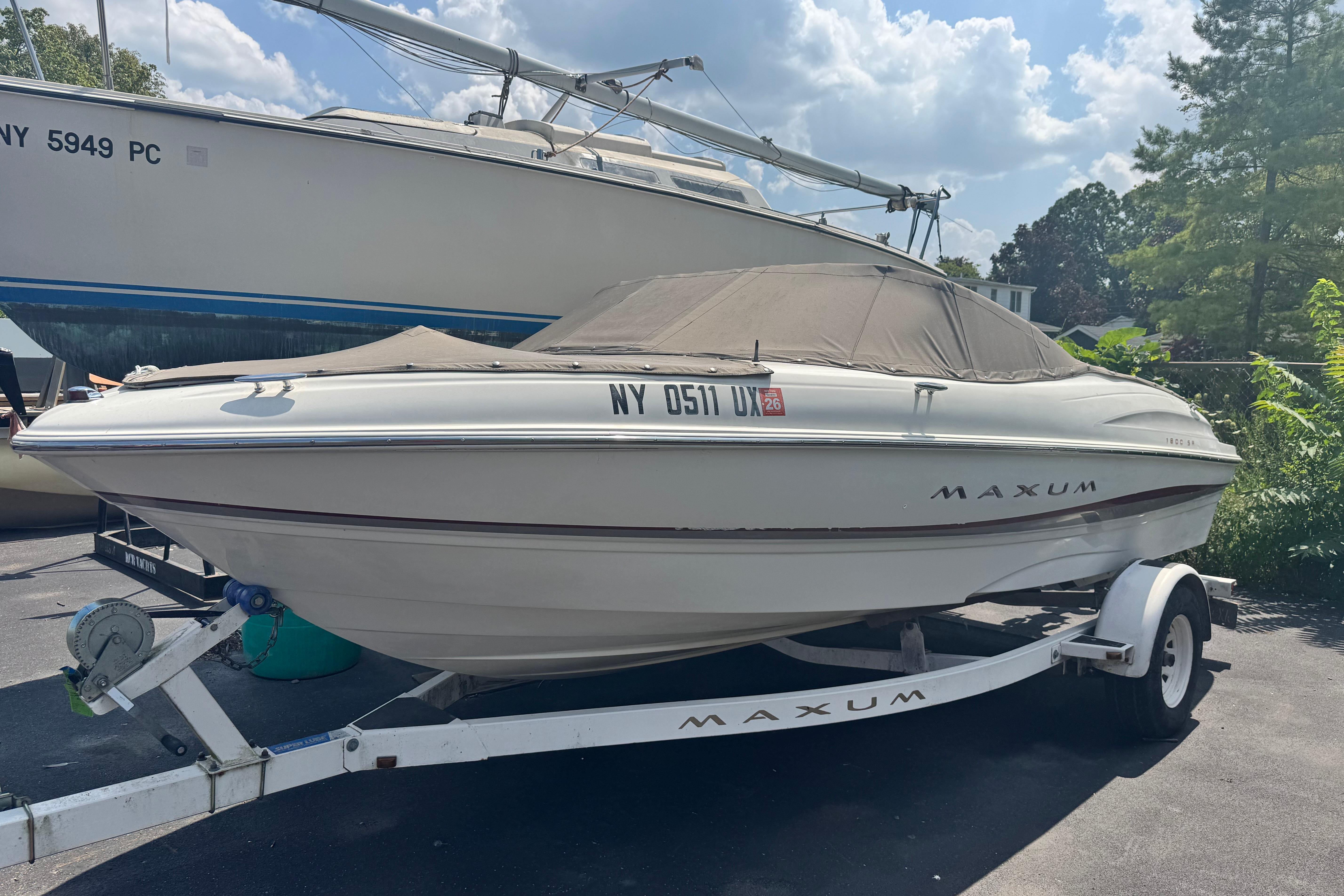 2002 Maxum 1800 SR