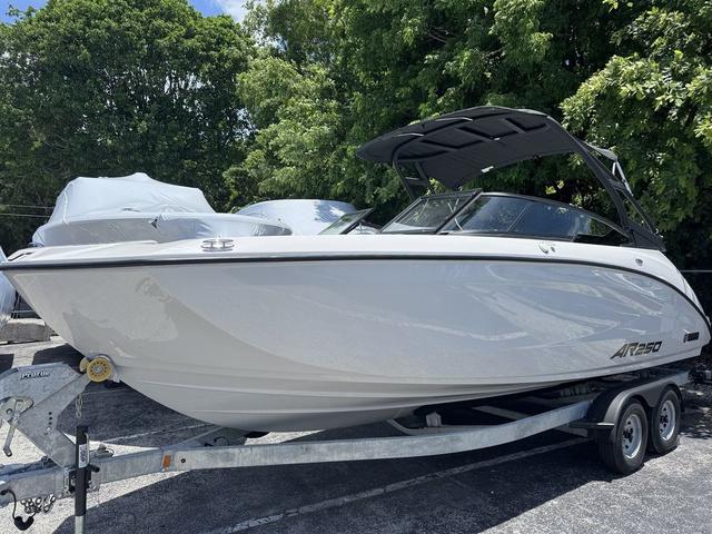 Yamaha Boats AR250