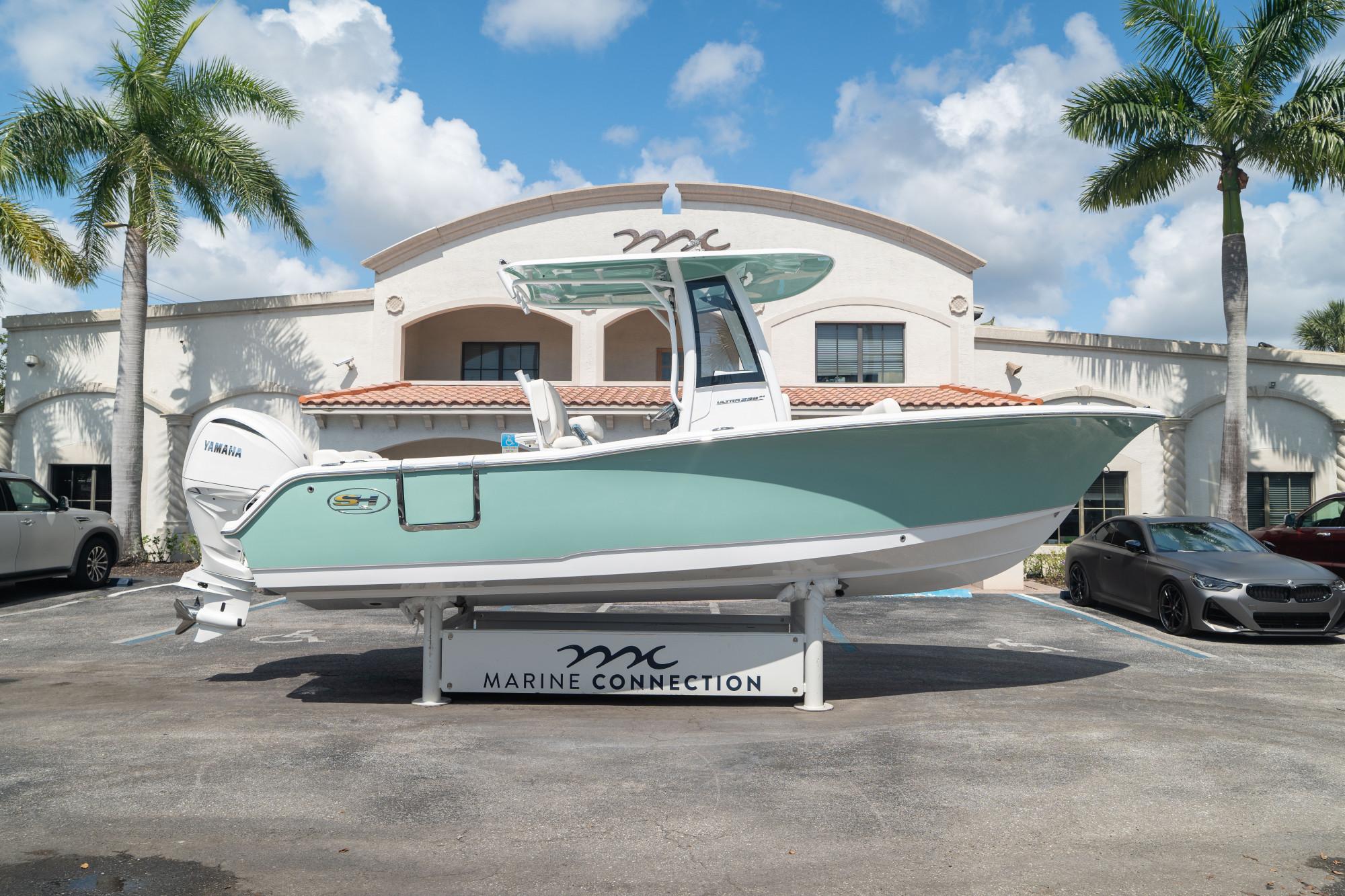 2025 Sea Hunt Ultra 239 SE, West Palm Beach Florida - boats.com