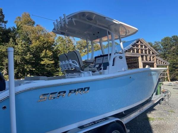 2023 Sea Pro 239 Deep V CC