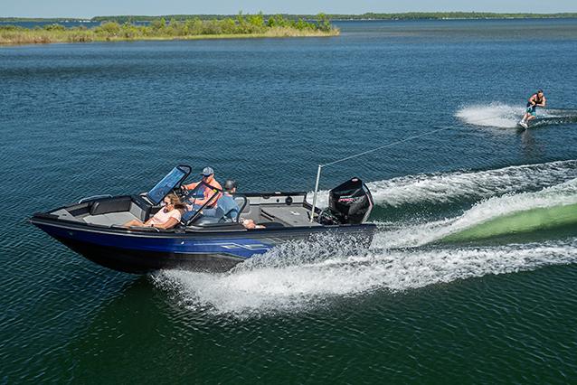 Crestliner Boat image