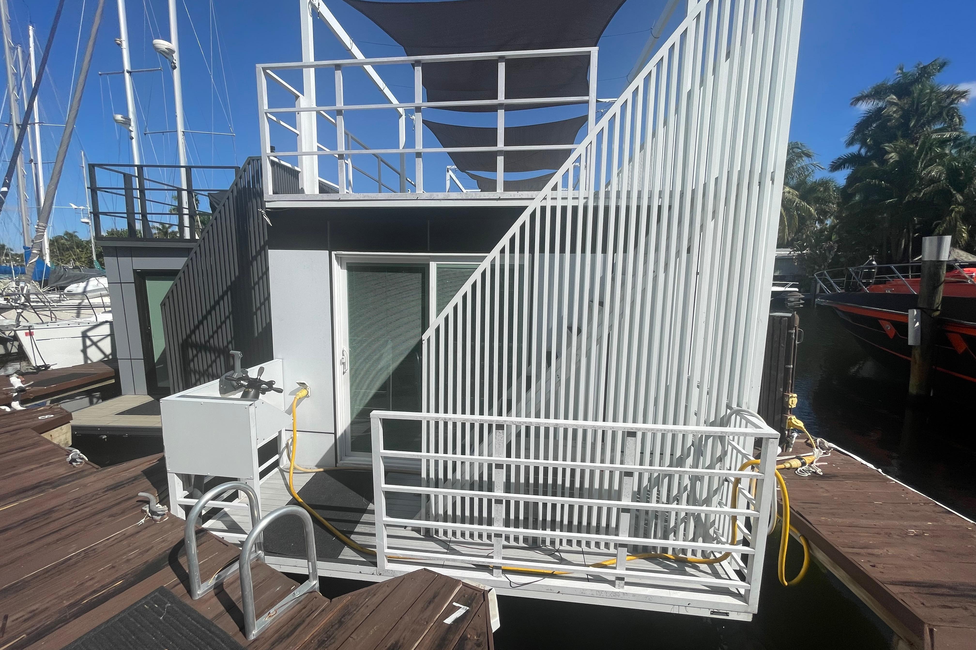 2023 Modern Struktures MS400