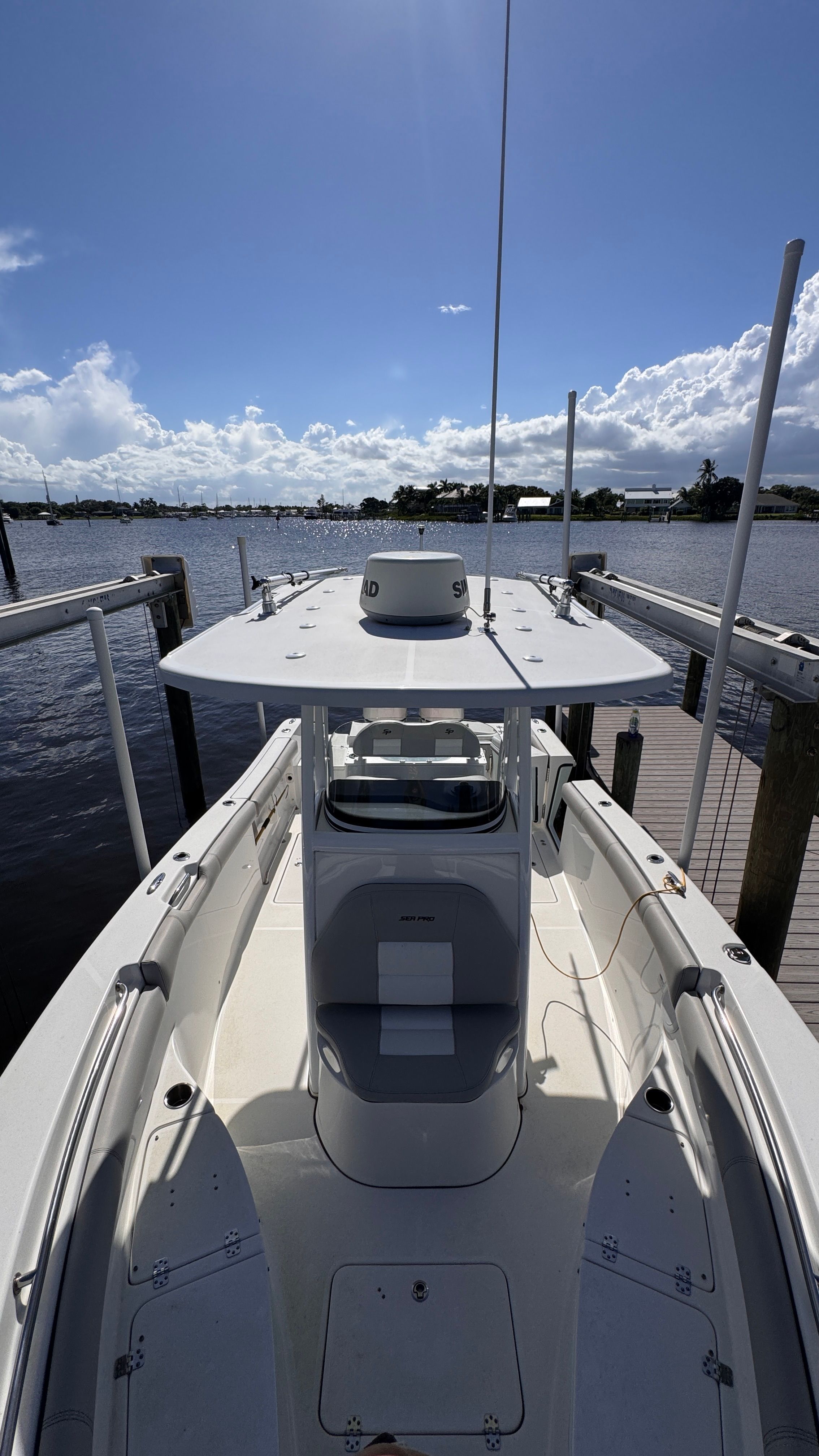 2019 Sea Pro 259 Center Console