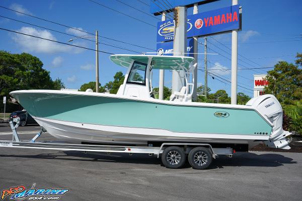2025 Sea Hunt Gamefish 28