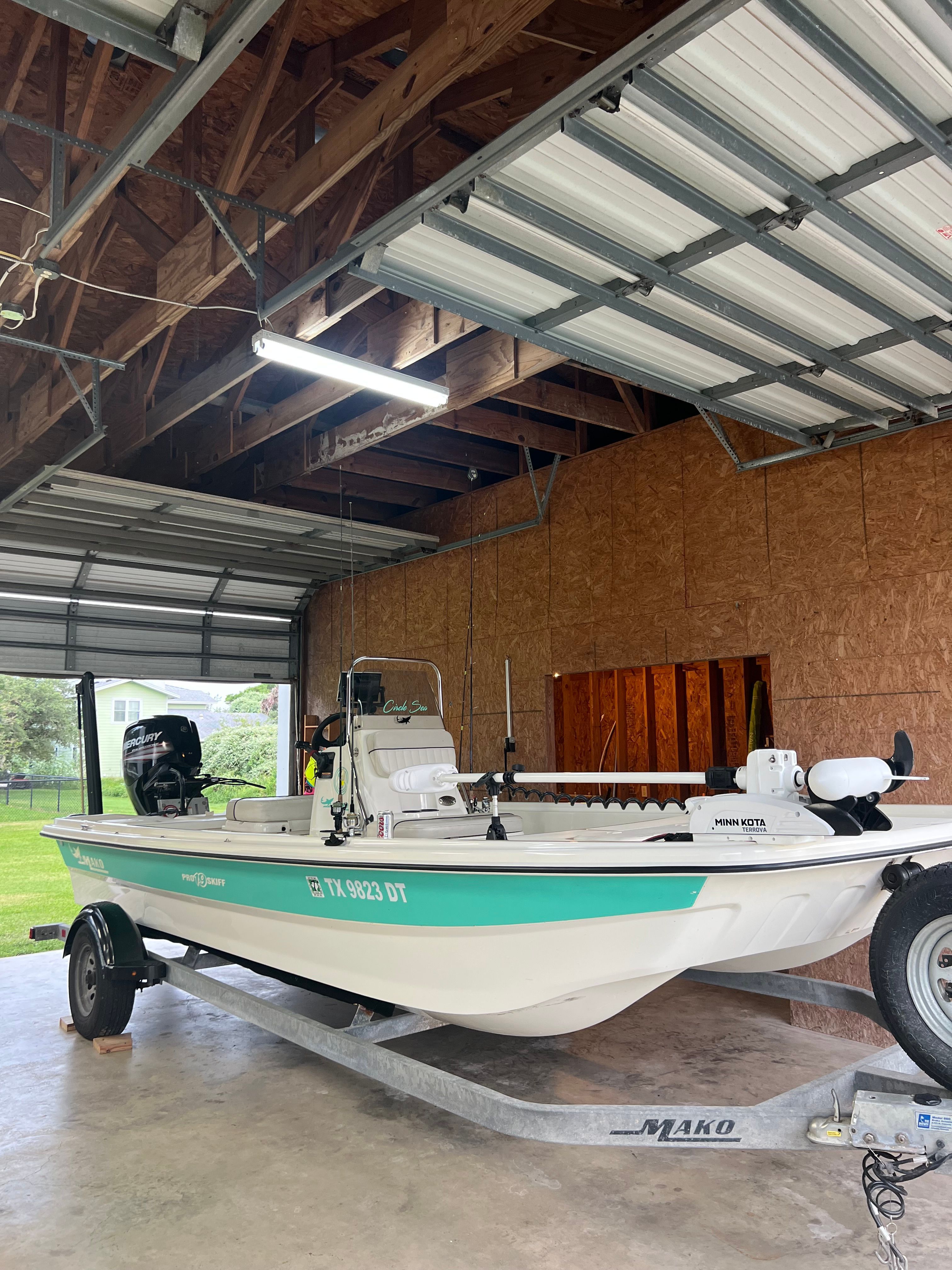 2017 Mako Pro Skiff 19 CC