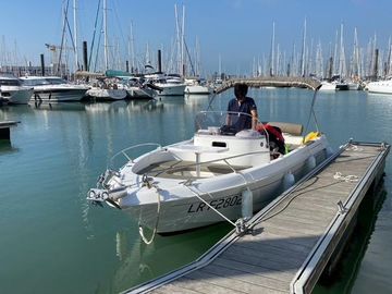2014 B2 Marine CAP FERRET 652 OPEN