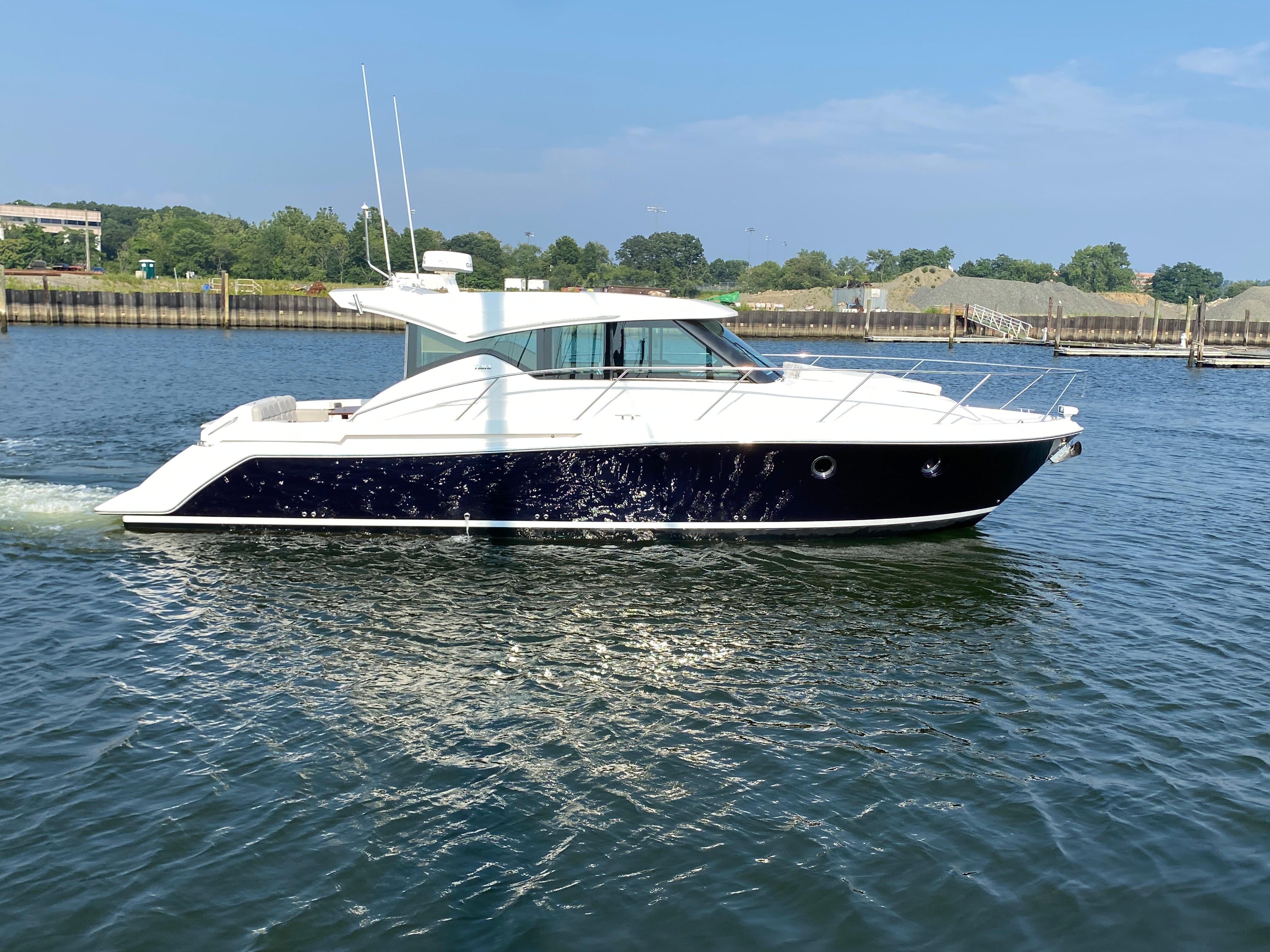 tiara yachts c39