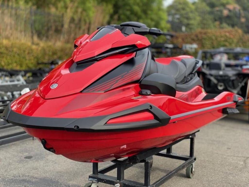 2025 Yamaha Boats VX® Deluxe