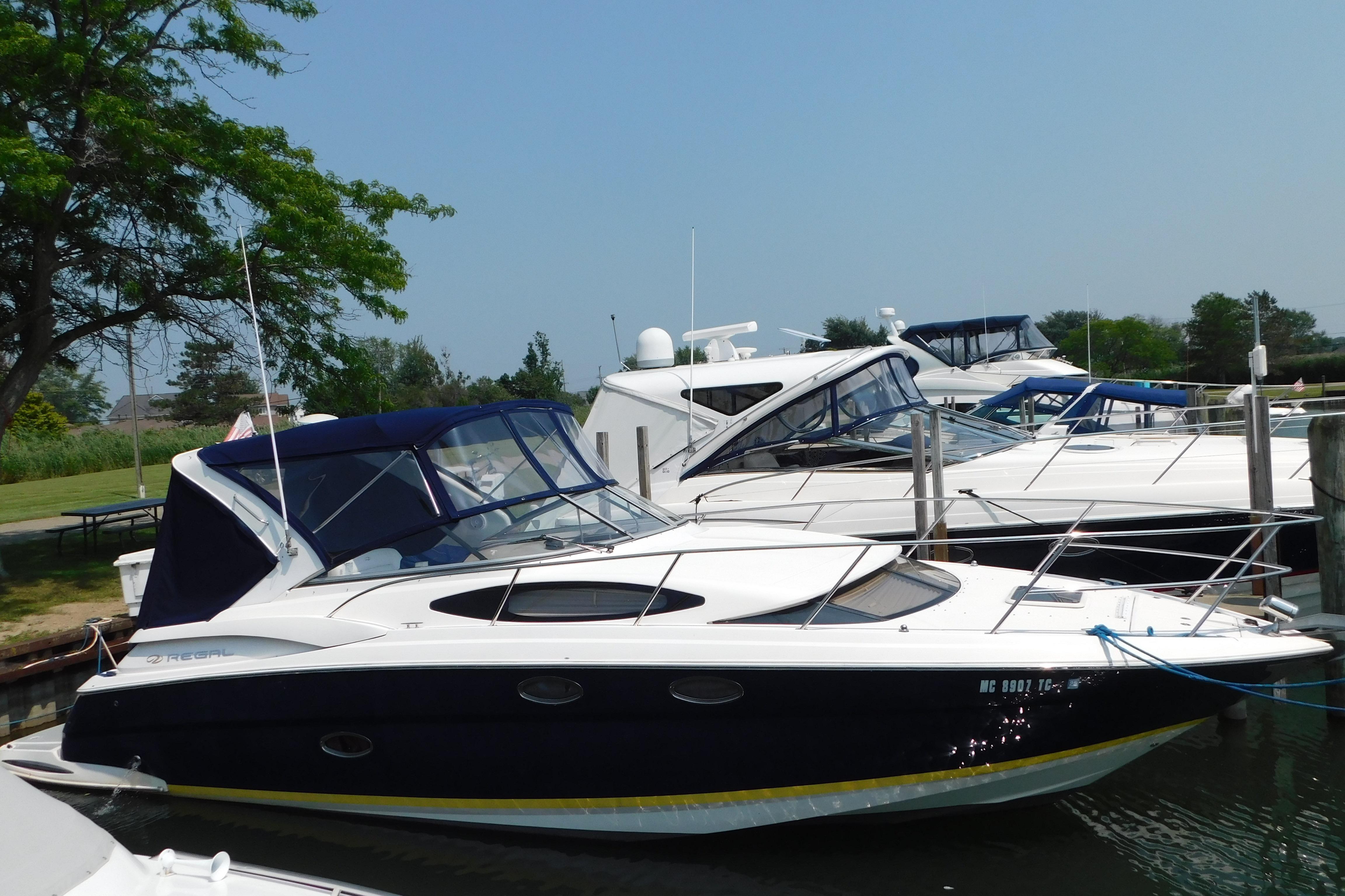 2006 Regal 3360 Window Express