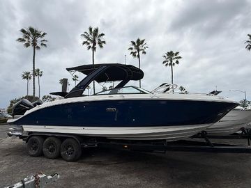 2025 Sea Ray 290 Sundeck Outboard