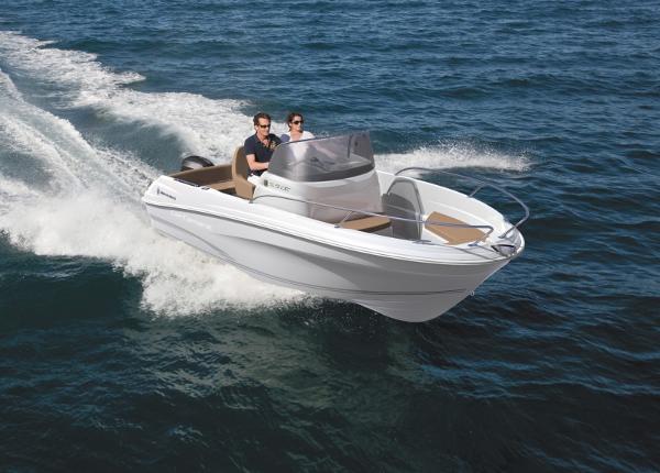 Jeanneau Cap Camarat 6.5 CC Manufacturer Provided Image