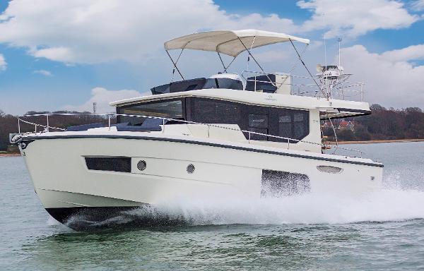 2020 Cranchi Eco Trawler 43