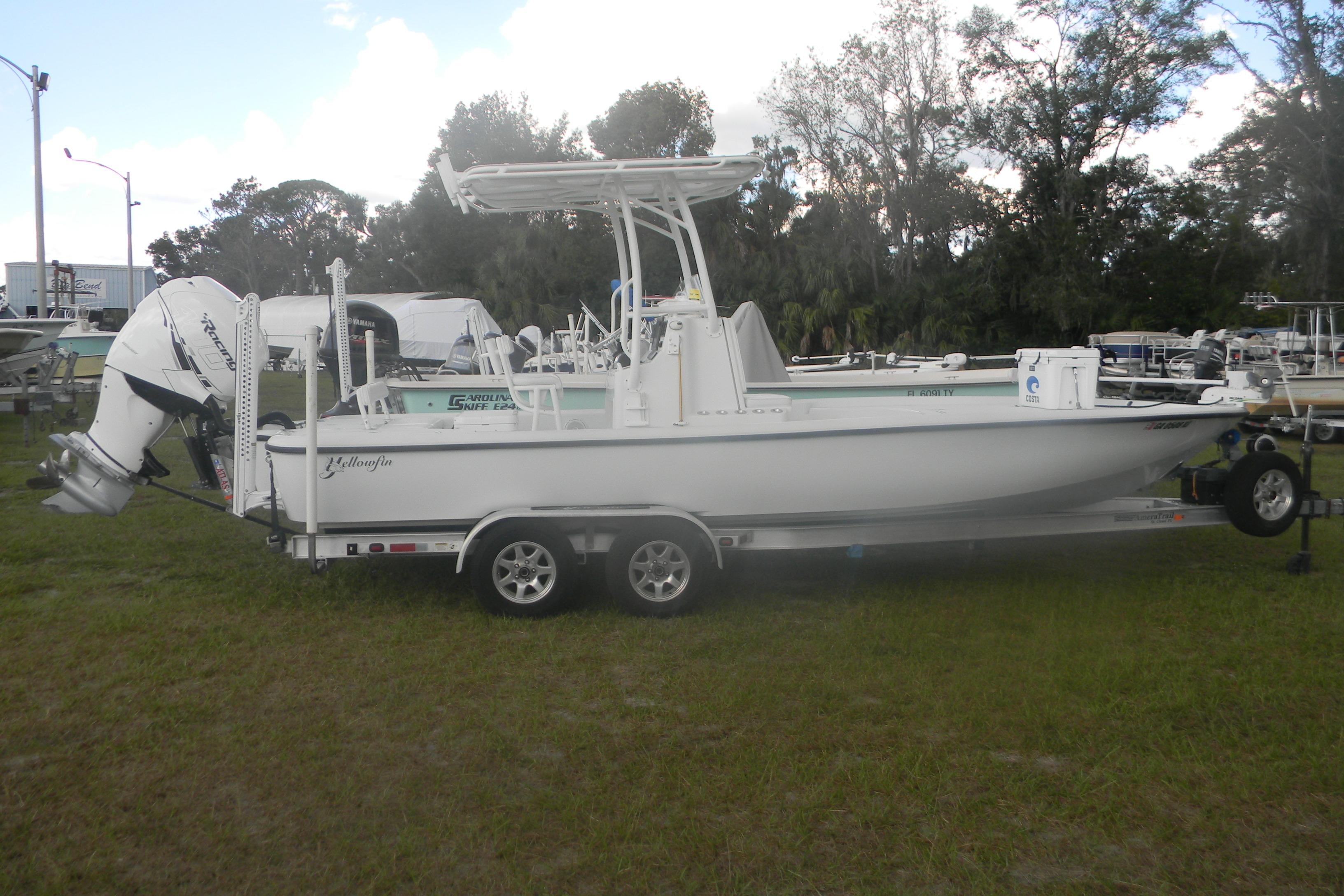 2013 Yellowfin 24 Bay