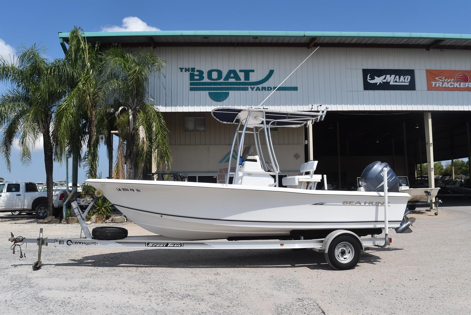 Used Sea Hunt bay boats for sale