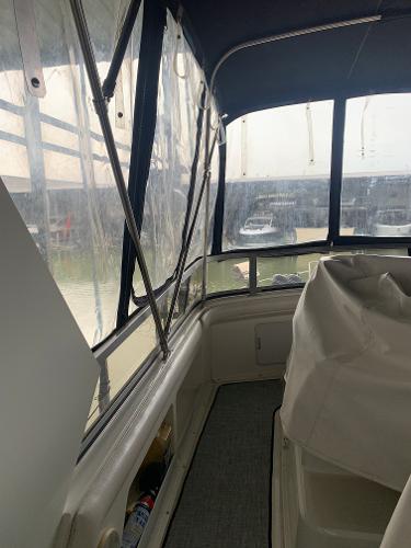 1994 Carver 440 Aft Cabin Motor Yacht