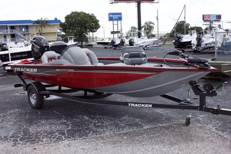 GREY BOAT COVER FITS TRACKER by TRACKER Marine Pro Team 175 TXW