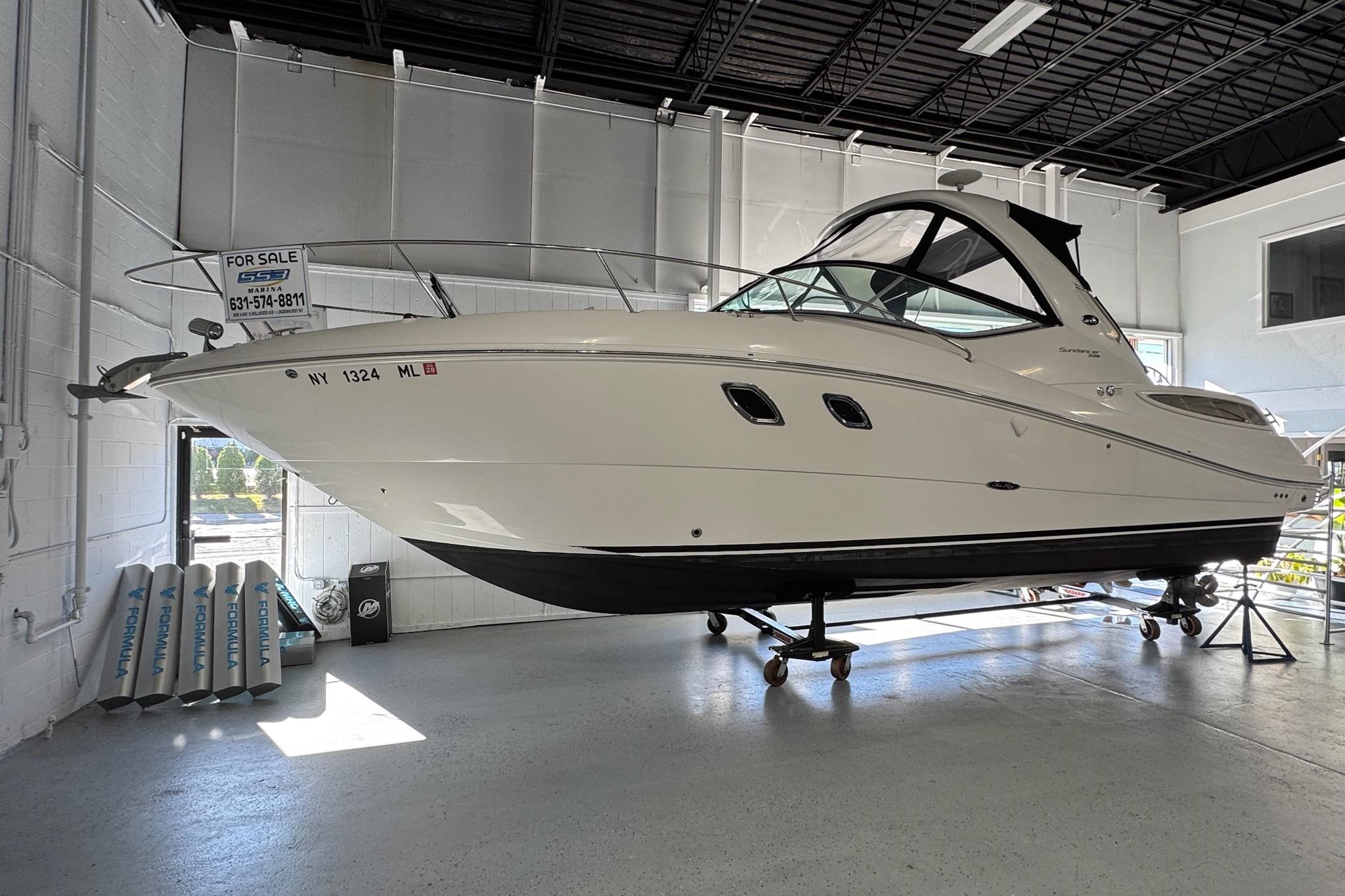 2014 Sea Ray 330 Sundancer