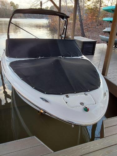 2019 Chaparral 21 H2O Sport Deluxe