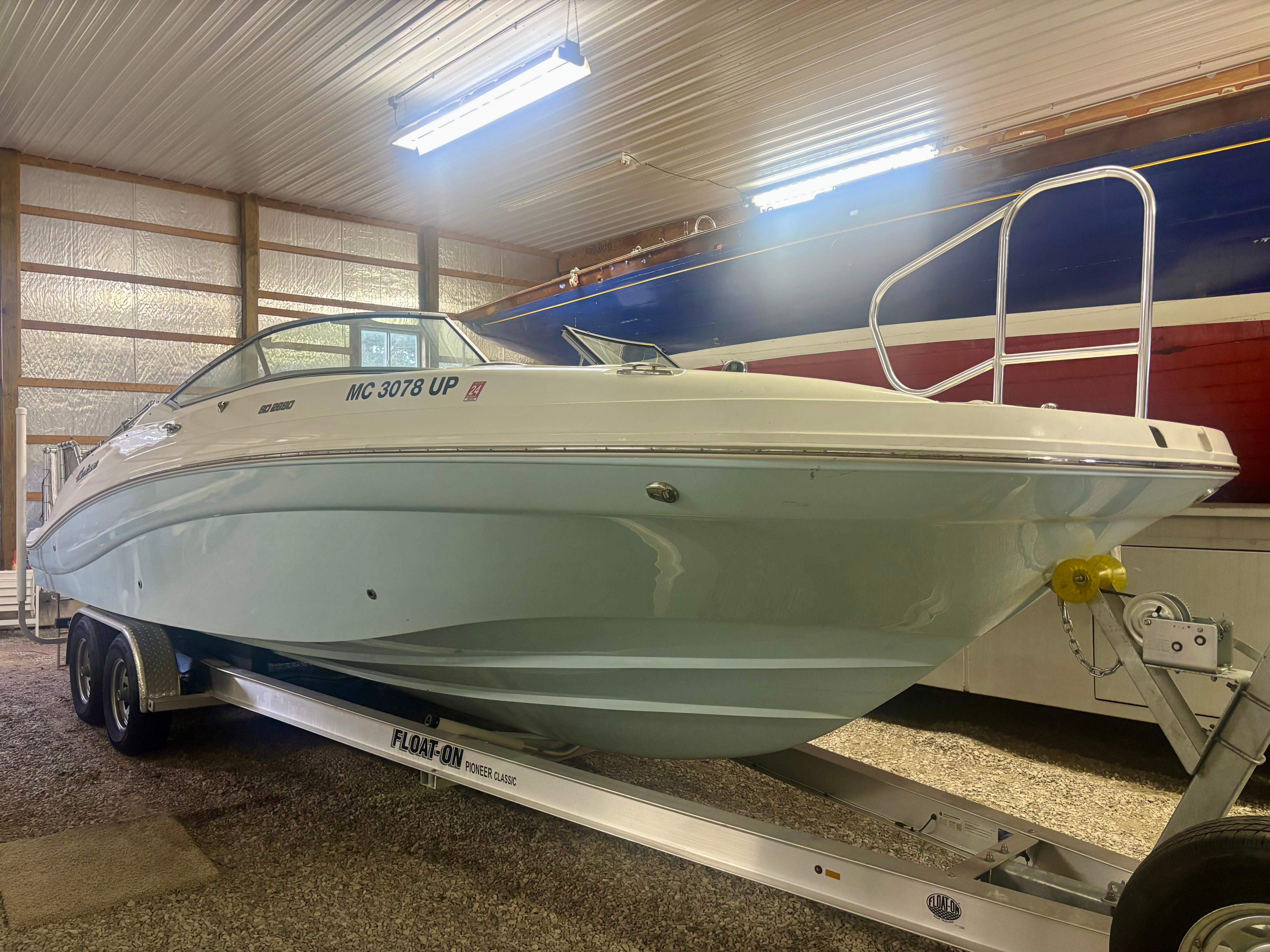 2018 Hurricane SunDeck 2690 OB