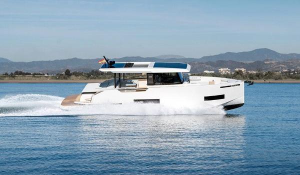 2022 De Antonio Yachts D50 Coupé