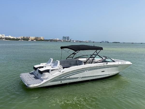 2015 Sea Ray 290 Sundeck