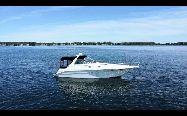 Sea Ray 330 Sundancer