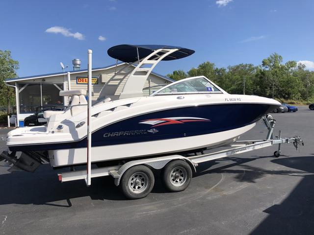 Chaparral 224 Sunesta Deluxe