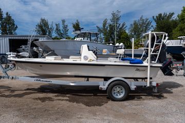 2022 Maverick 17 HPX-V