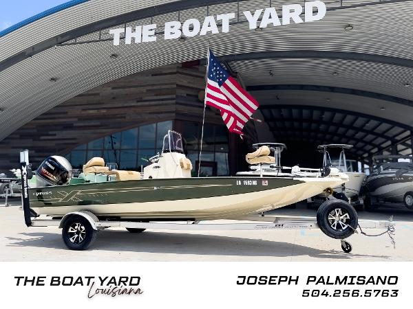 Xpress H20B 2022 Xpress H20B boat at The Boat Yard Louisiana, contact Joseph Palmisano.