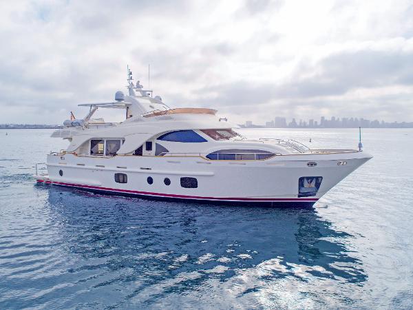 Benetti Benetti Legend