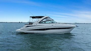 2014 Sea Ray 370 Venture
