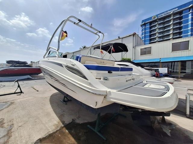 2012 Sea Ray 240 Sundeck