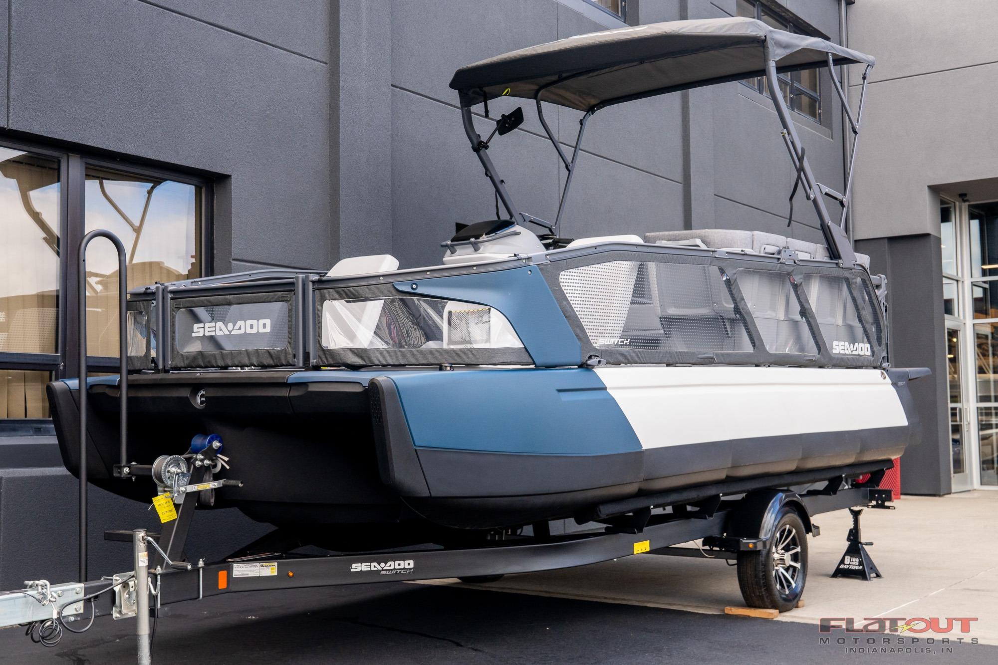 Sea-Doo NEW Switch SPORT 21 230HP 2024 Sea-Doo Switch SPORT 21 230HP pontoon boat on trailer, outdoor display.