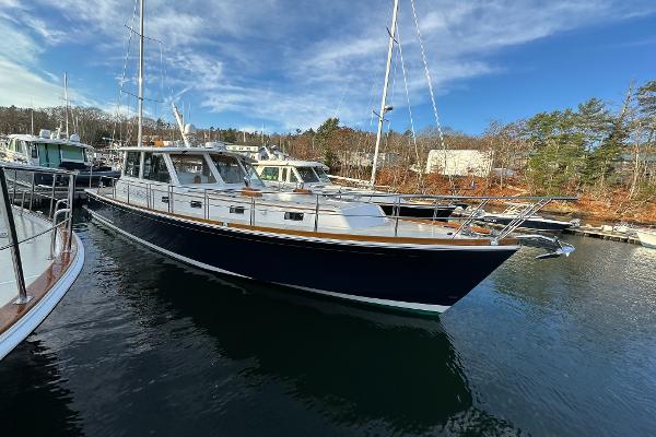 2004 Grand Banks 49 Eastbay HX