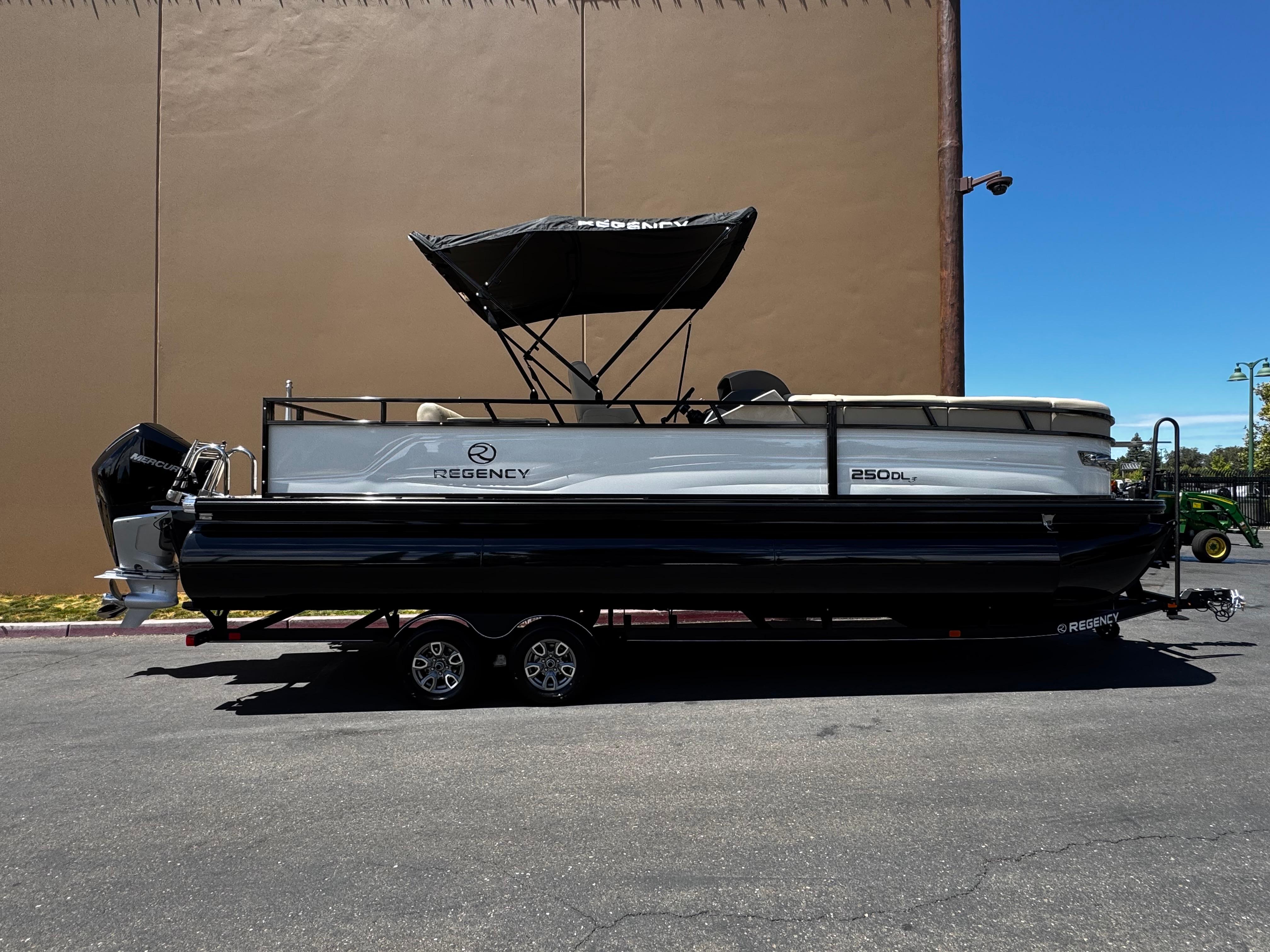 2025 Regency 250 DL3